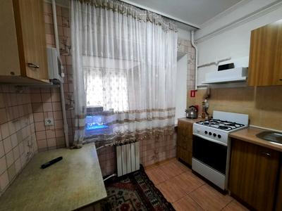 квартира за адресою Кирилівська вул. (Фрунзе), 126/2