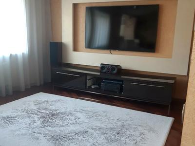 квартира за адресою В'ячеслава Чорновола вул., 25