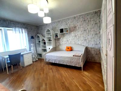 квартира по адресу Владимира Ивасюка просп. (Героїв Сталінграду), 22