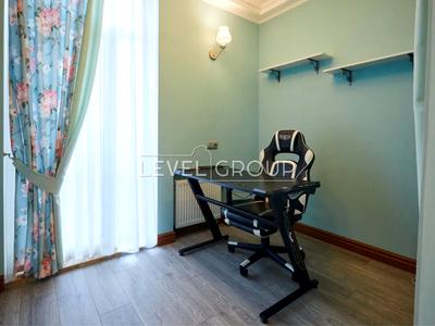 квартира за адресою Регенераторна вул., 4