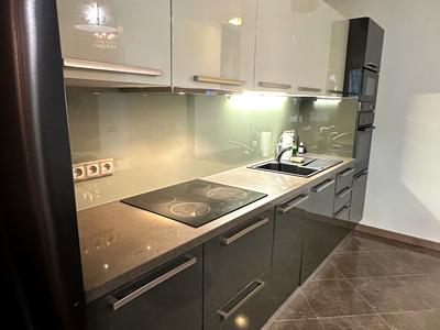 квартира за адресою Патріарха Мстислава Скрипника вул., 40