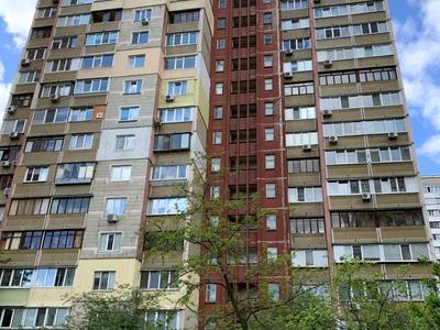 квартира за адресою Анни Ахматової вул., 13-Б