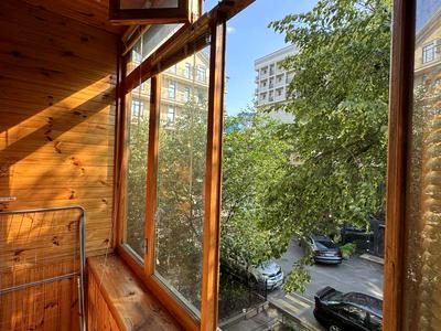 квартира по адресу Набережно-Крещатицкая ул., 33