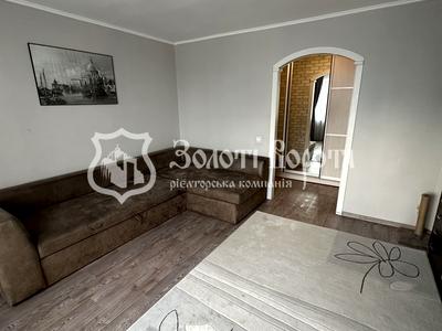 квартира за адресою Хорольська вул., 10