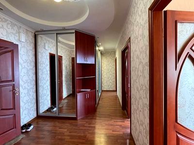 квартира за адресою Василя Симоненка вул., 2-Б