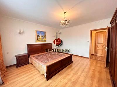 квартира за адресою Олеся Гончара вул., 52