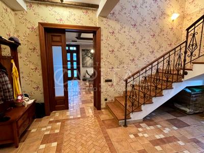 будинок за адресою Броварський