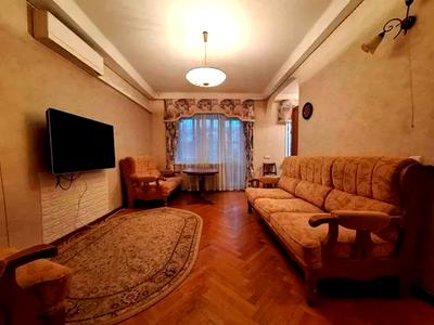 квартира за адресою Пилипа Орлика вул., 9