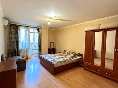 квартира за адресою Райдужний масив вул., 4