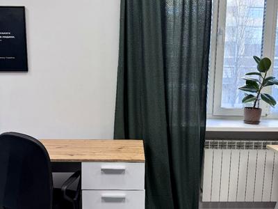 комерційна за адресою Лесі Українки бульв., 6