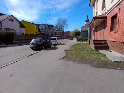 комерційна за адресою Рівне, вул. Пересопницька, 170