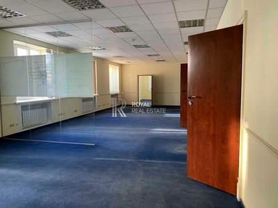 комерційна за адресою Лесі Українки бульв., 7