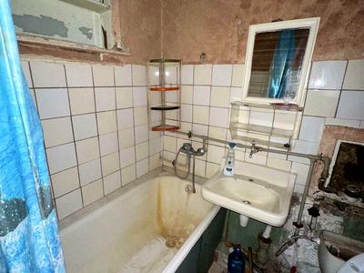 квартира за адресою Космічна вул., 8