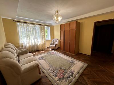 квартира за адресою Кирилівська вул. (Фрунзе), 131