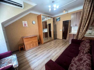 кімната за адресою Освіти вул., 18