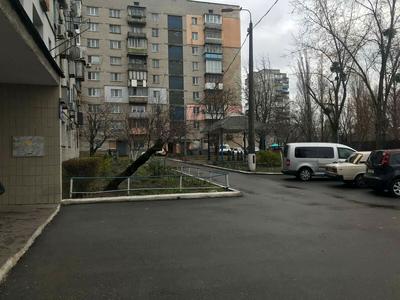 квартира за адресою Новопирогівська вул., 33