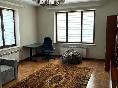 квартира за адресою Аральська вул., 15