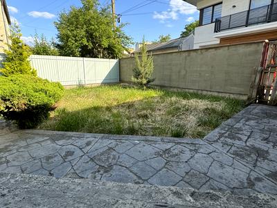 будинок за адресою Гулака-Артемовського вул., 20