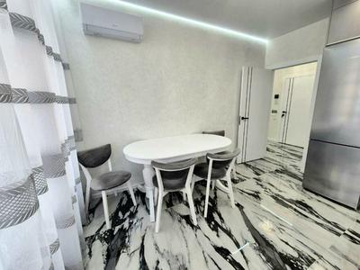 квартира за адресою Олеся Бердника, 1В