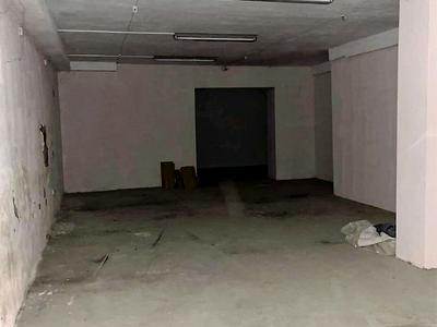 комерційна за адресою Різдвяна вул., 50