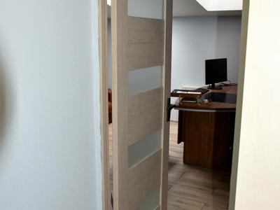 комерційна за адресою Михайла Максимовича вул. (Онуфрія Трутенка), 24