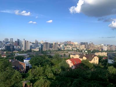 будинок за адресою Привітна вул., 4