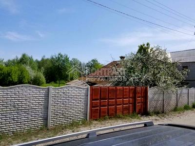 будинок за адресою смт. Безлюдівка, Полунична вул.