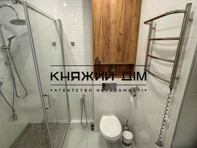 квартира по адресу Ревуцкого ул., 40-Б
