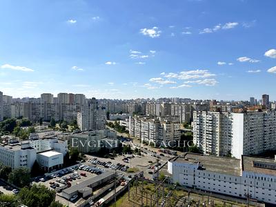 квартира за адресою Ревуцького вул., 40-Б