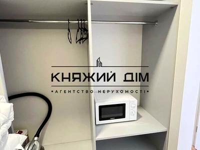 квартира по адресу Олександра Олеся ул., 8/17
