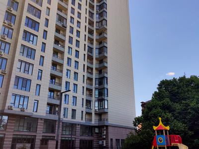 квартира за адресою Джона Маккейна вул. (Івана Кудрі), 26