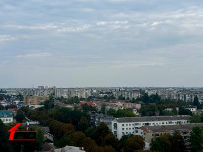 квартира за адресою Домбровського вул., 3д