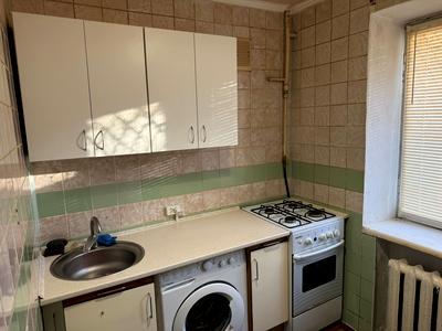 квартира за адресою Івана Їжакевича вул., 7/10