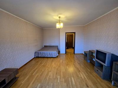 квартира по адресу Осенняя ул., 33