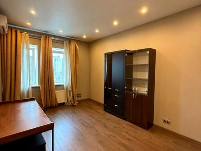 квартира за адресою В'ячеслава Чорновола вул., 25