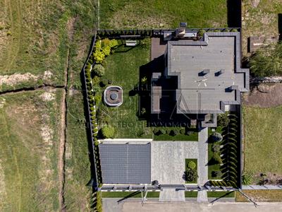 будинок за адресою с. Осещина, сонячна