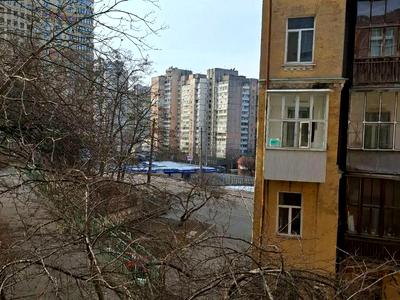 комерційна за адресою Січових Стрільців вул. (Артема), 81