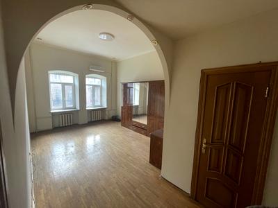 квартира за адресою Михайлівська вул., 18-А