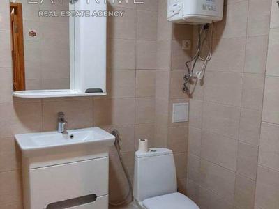 квартира по адресу Драгоманова ул., 2-А