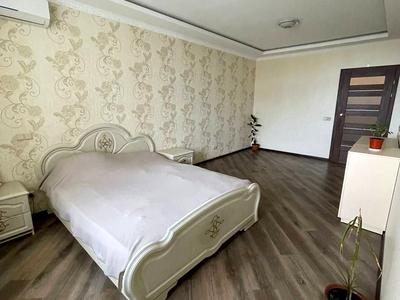 квартира по адресу Драгоманова ул., 40-Ж
