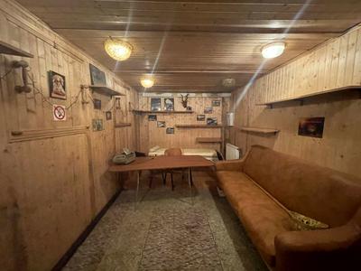 коммерческая по адресу Леся Курбаса ул., 7