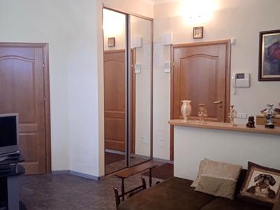 квартира за адресою Кловський узвіз, 4