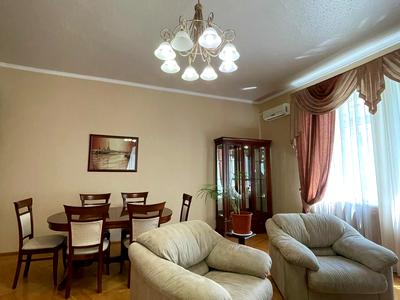 квартира за адресою Обсерваторна вул., 10