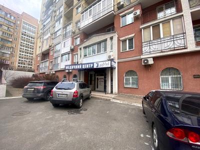 комерційна за адресою Сирецька вул., 32