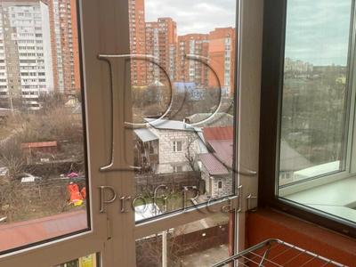 квартира за адресою Академіка Єфремова вул. (Командарма Уборевича), 8-А
