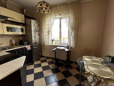 квартира по адресу Ревуцкого ул., 11