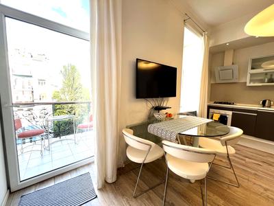 квартира за адресою Шота Руставелі вул., 38