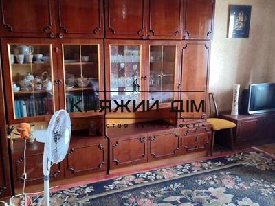 квартира за адресою Автозаводська вул., 77