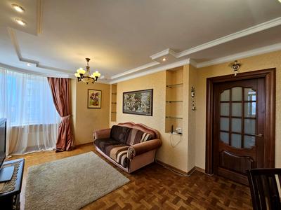 квартира за адресою Верховинна вул., 35