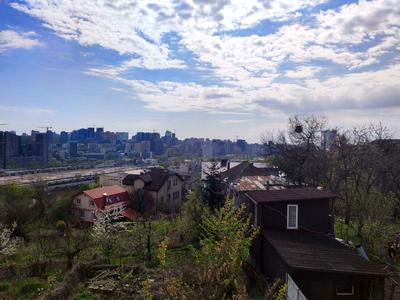 будинок за адресою Привітна вул., 4